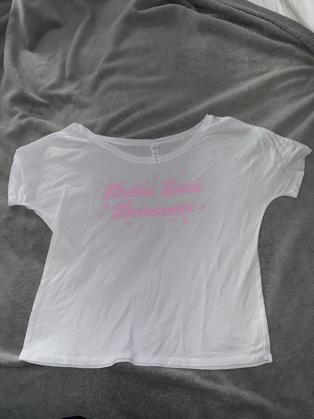 Delta Zeta Dreamin Flowy Shirt